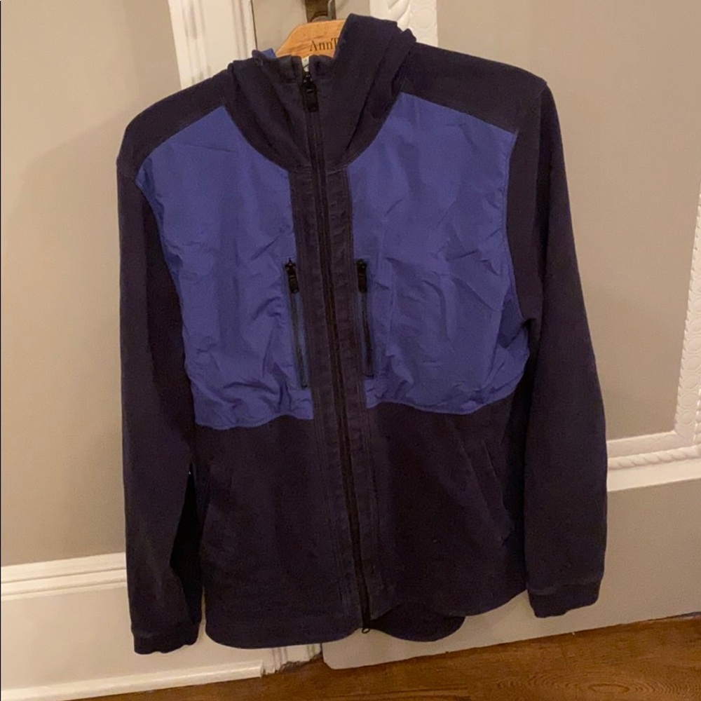 Lululemon workout jacket